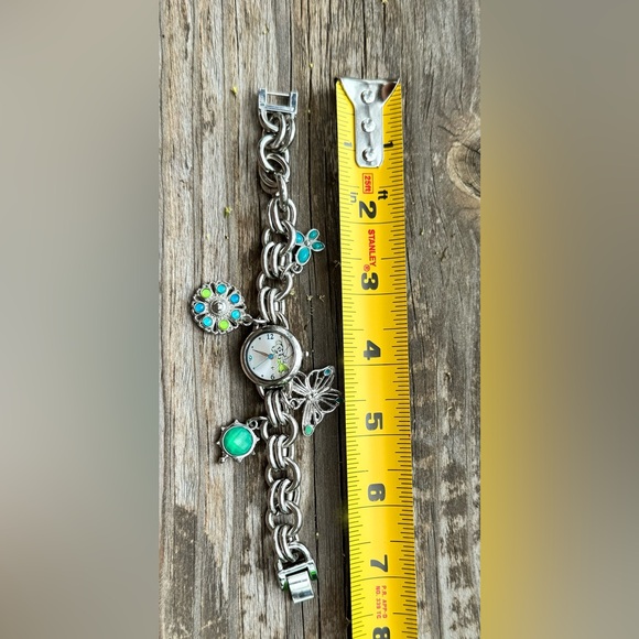 Disney Tinker Bell with charms Watch - Picture 10 of 10